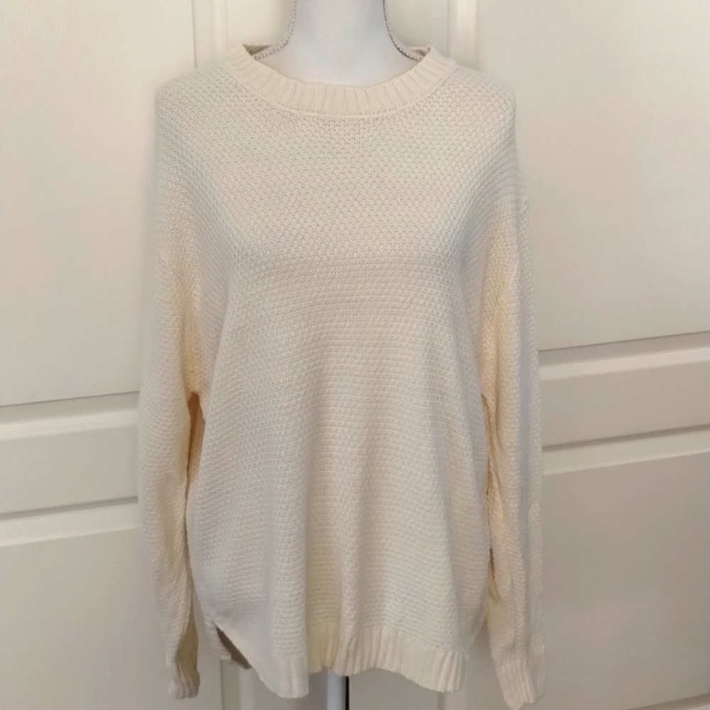 Zenana sweater large crew neck long sleeve rounded bottom ivory cream Zenana